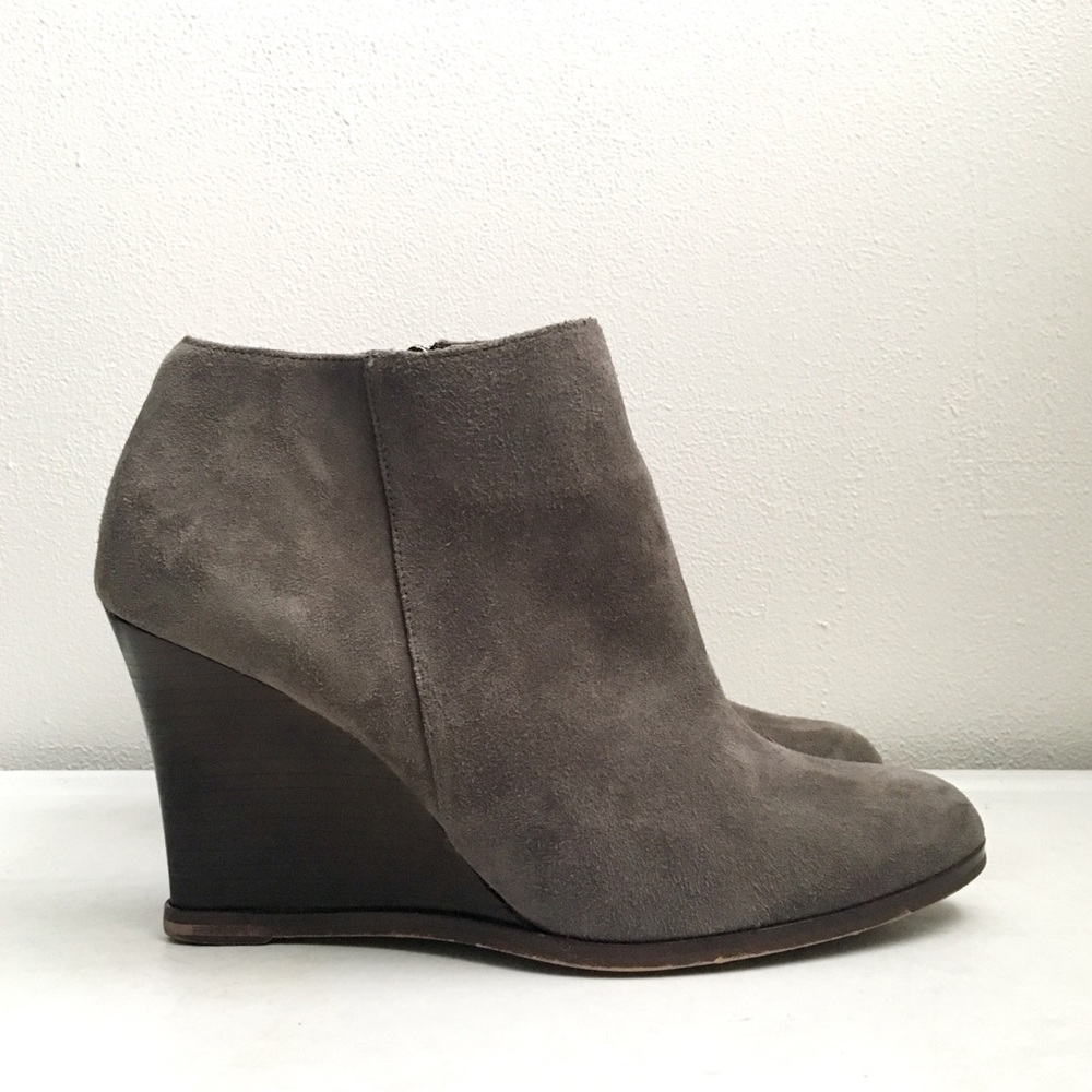 Halogen | 'Selbi' Booties - Picture 2 of 7